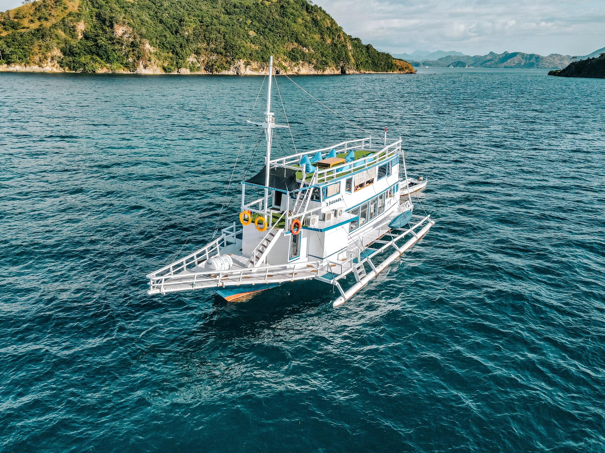 3 Island Ship Side View