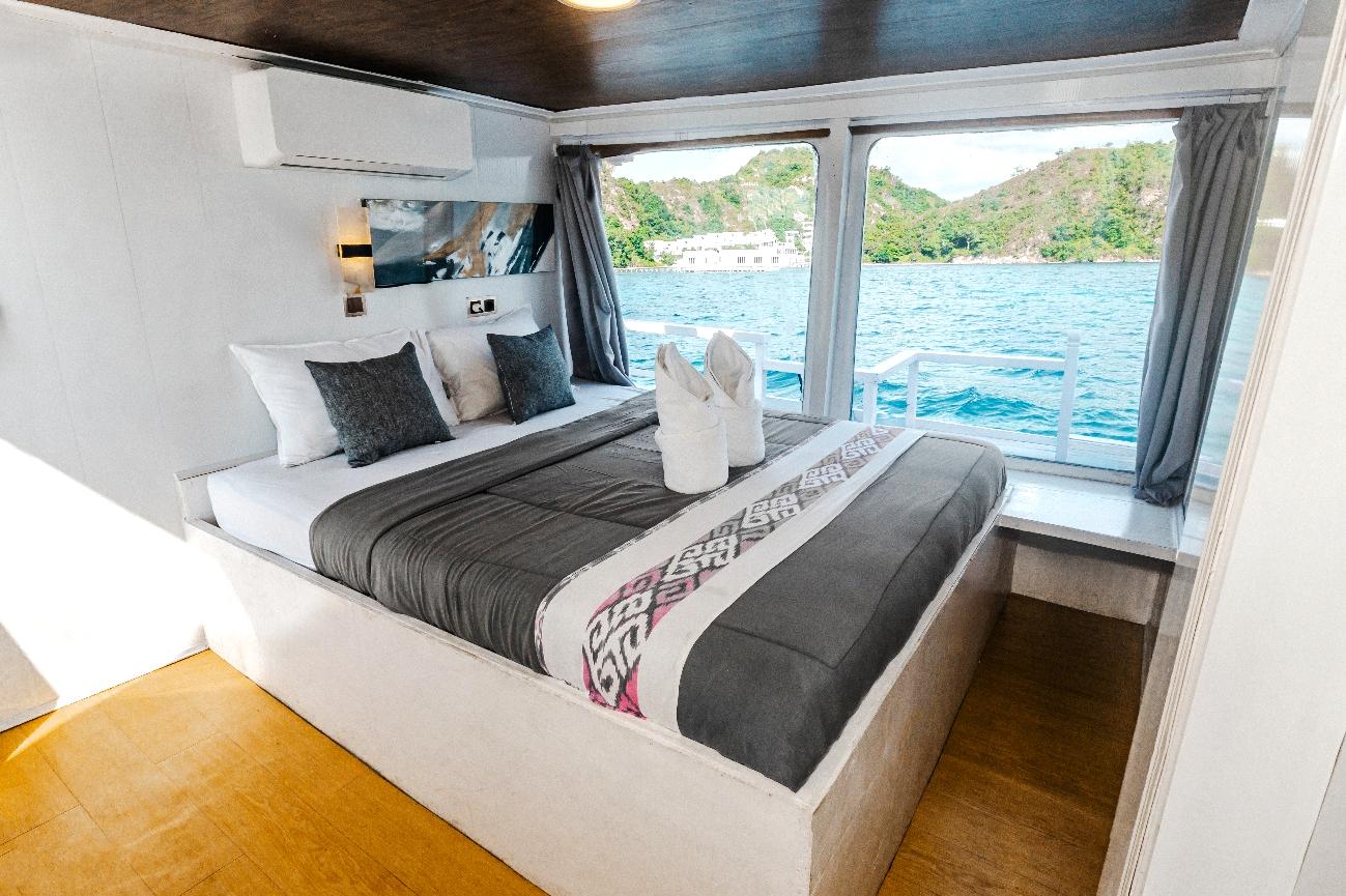 Private Cabin 3