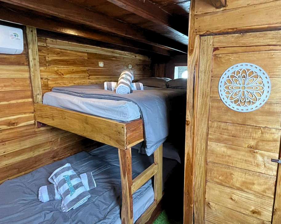 Sharing Room 1 - Lower Deck