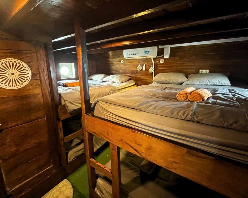 Sharing Room 2 - Lower Deck