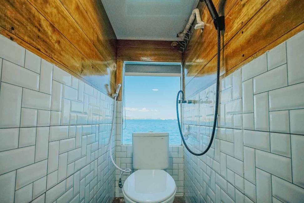 Deluxe Cabin Room