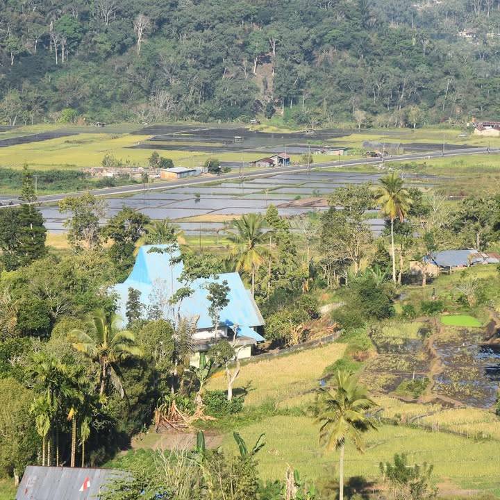 Flores Overland Tour 7 Days 6 Nights