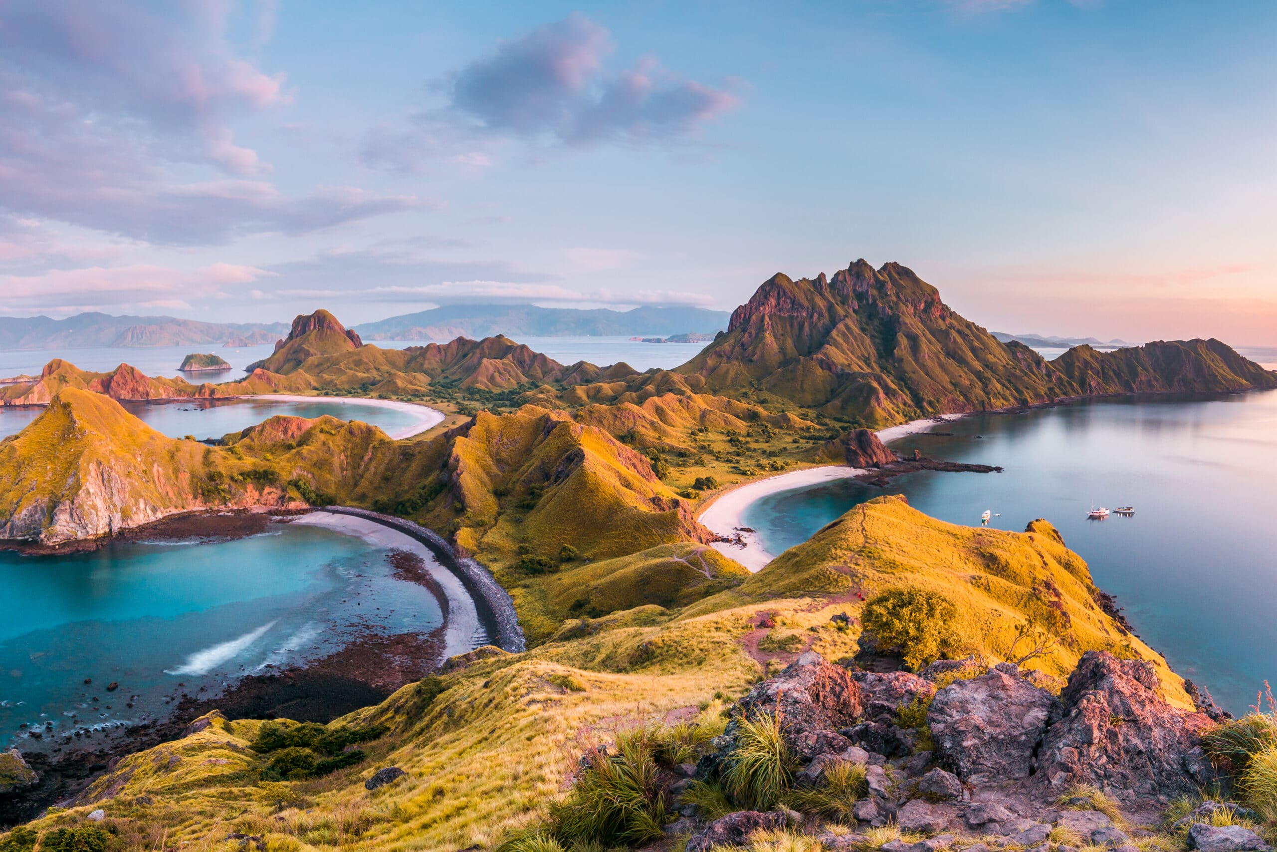 Padar Sunset Trip  Private Boat Charter