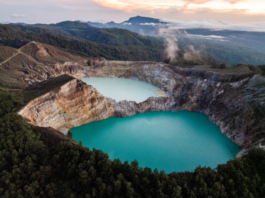Flores Overland tour 4 days 3 nights